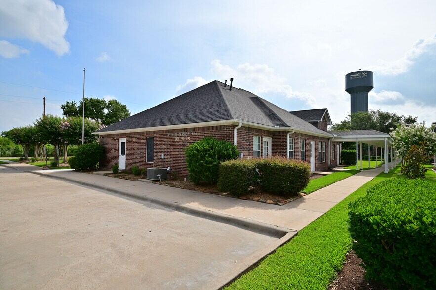 More Photos Of 2021 FM 1092 Rd, Missouri City Assisted Living For Sale