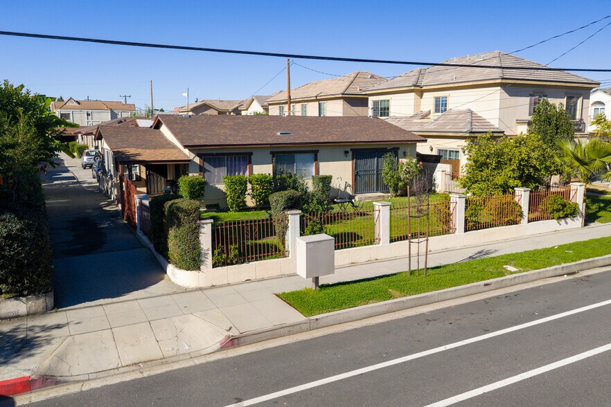 More Photos Of 215 N Alhambra Ave, Monterey Park Apartments For Sale