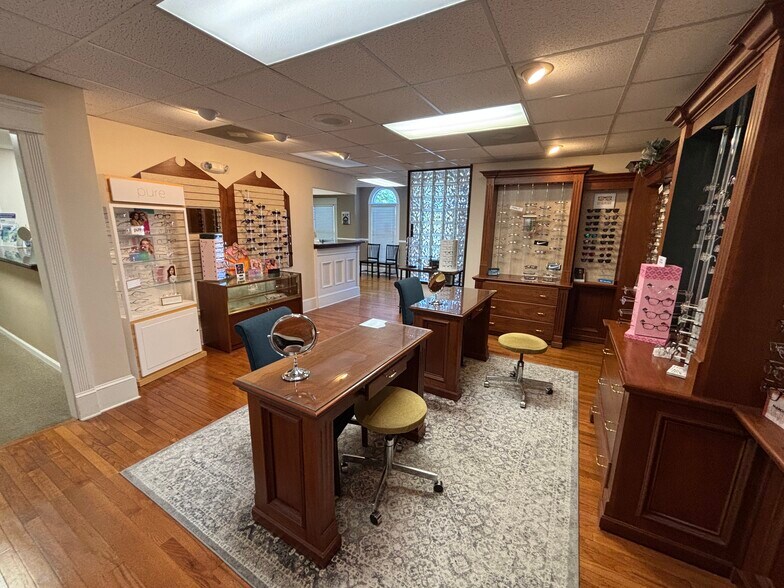 More Photos Of 3700 Largent Way, Smyrna Medical For Sale