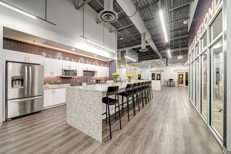 More Photos Of 5990 Kingstowne Towne Ctr, Alexandria Coworking Space