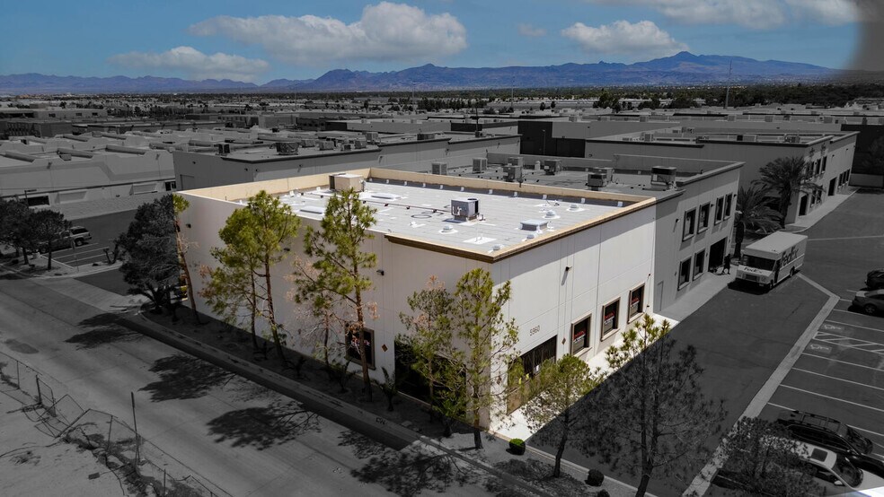 More Photos Of 5960 Topaz St, Las Vegas Light Distribution For Sale