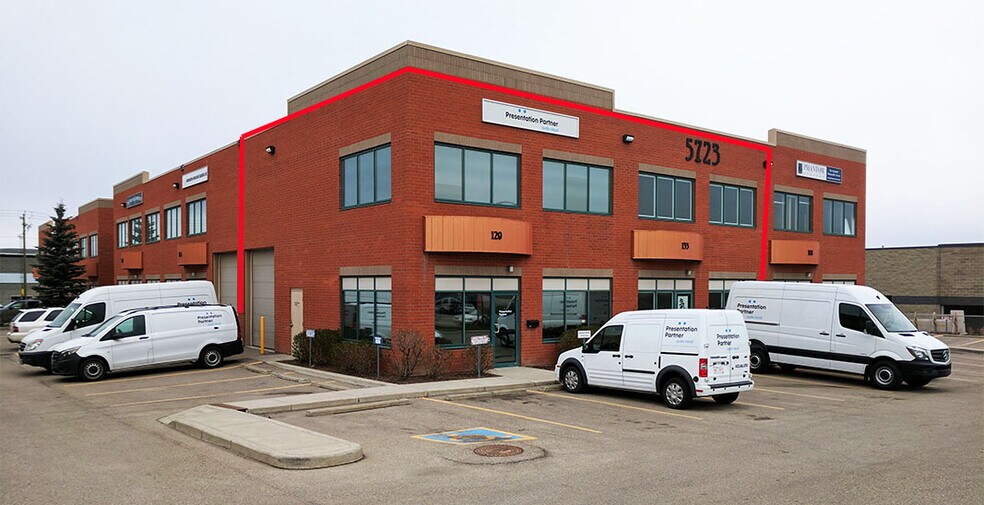 More Photos Of 5723 10th St NE, Calgary Light Manufacturing For Lease