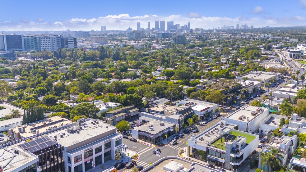 More Photos Of 8532 Melrose Ave, Los Angeles Storefront For Sale