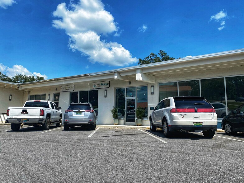 More Photos Of 2724 Old Shell Rd, Mobile Freestanding For Lease