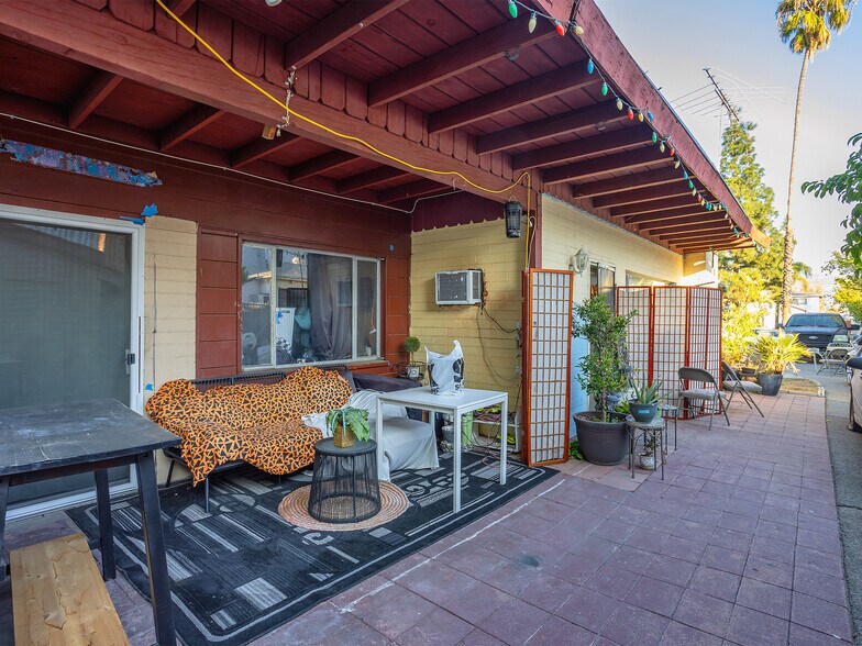 More Photos Of 2309 N Niagara St, Burbank Land For Sale