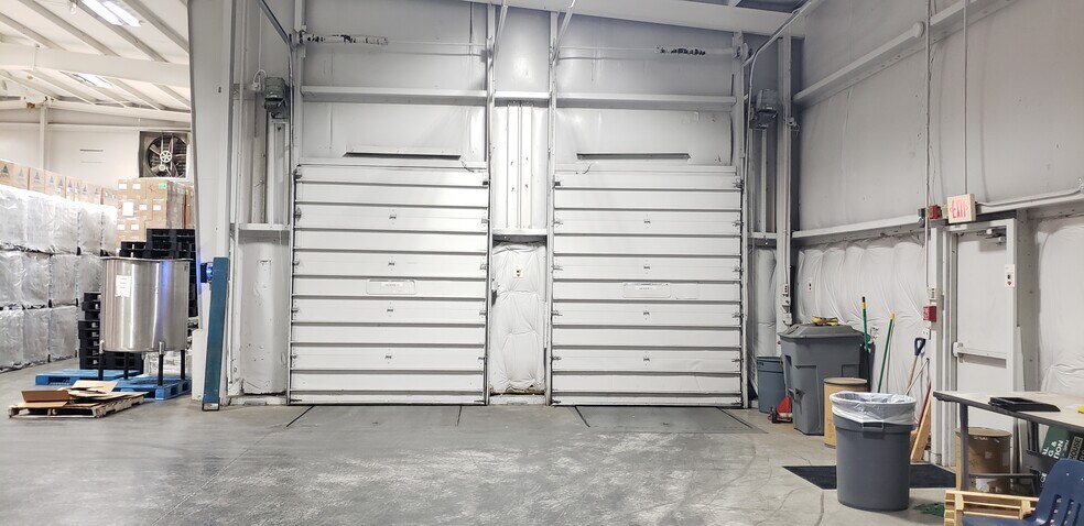 More Photos Of 123 Larned St, Syracuse Manufacturing For Lease