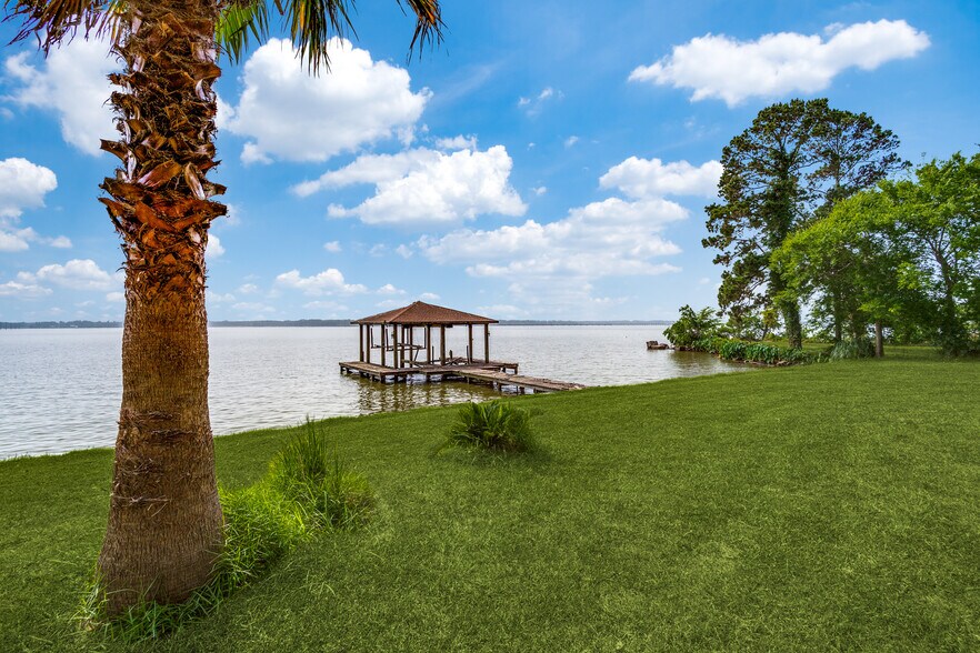 More Photos Of 19410 Nehoc Ln, Humble Land For Sale