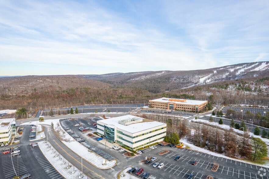 More Photos Of 50 Glenmaura National Blvd, Moosic Medical For Lease