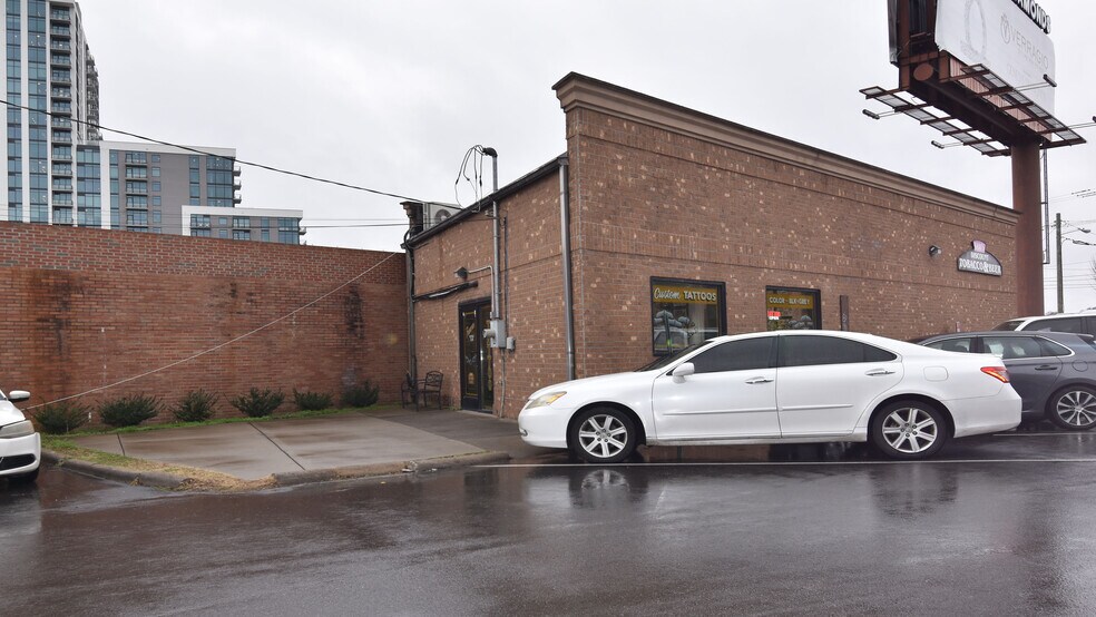 More Photos Of 4010 Hillsboro Pike, Nashville Garden Center For Lease