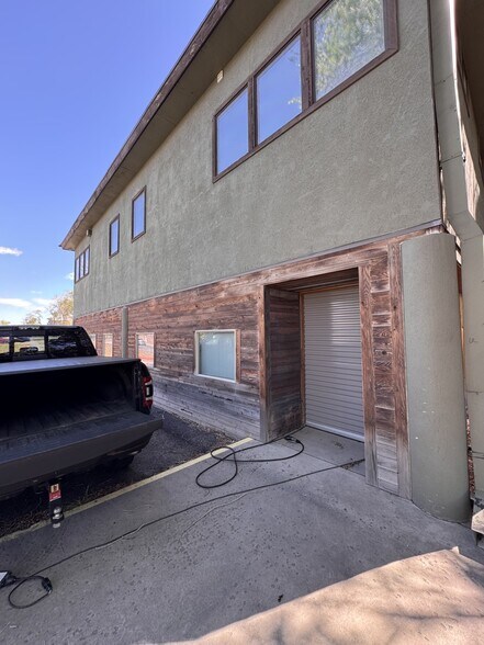 More Photos Of 9075 S Riverside Dr, Sandy Research And Development For Sale