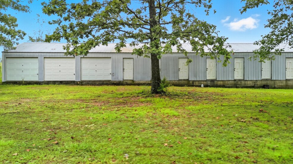 More Photos Of 23195 Shannon Ln, Summersville Apartments For Sale