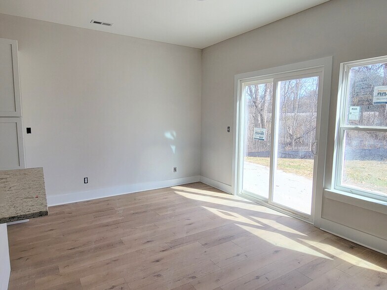 More Photos Of 1907 Gate Tower NE way, Cleveland Apartments For Sale