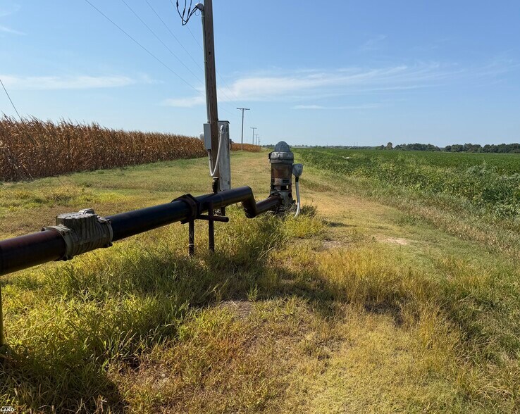 More Photos Of 1120 Highway 165 N, Stuttgart Land For Sale