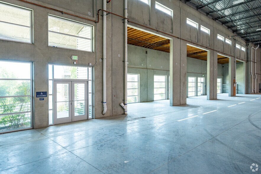 More Photos Of 22801 8th St E, Sonoma Warehouse For Sale