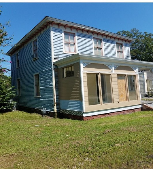 More Photos Of 203 Harpersville Rd, Newport News Office Residential For Lease