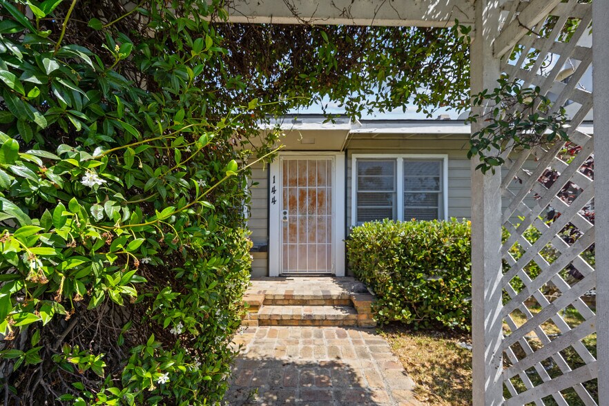 More Photos Of 144 Whiting St, El Segundo Apartments For Sale
