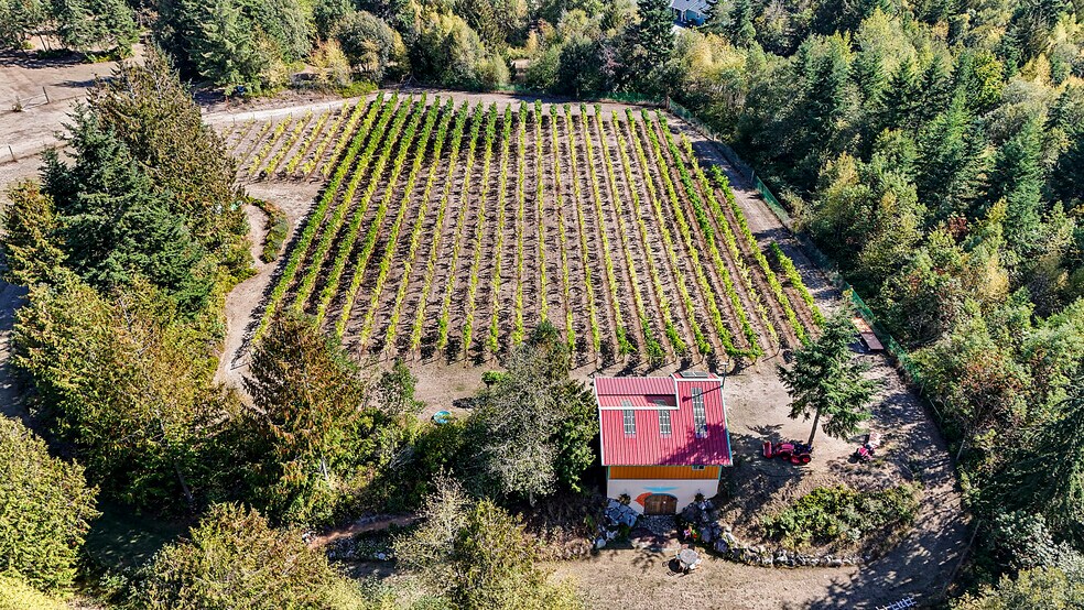 More Photos Of 1673 Woodland Dr, Port Townsend Winery Vineyard For Sale
