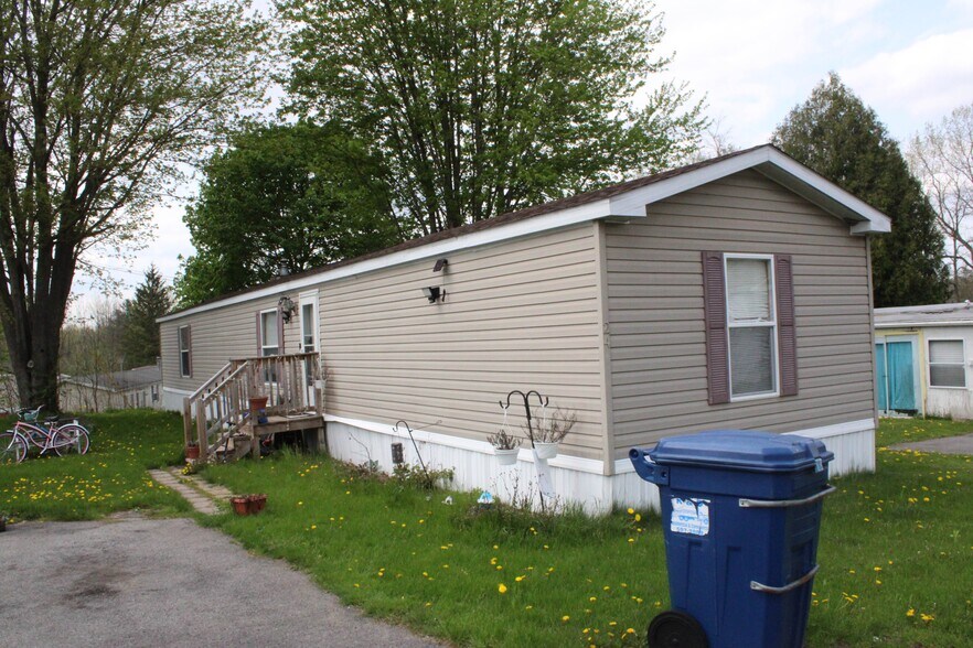 More Photos Of 3841 Trolley Rd, Palmyra Multifamily For Sale