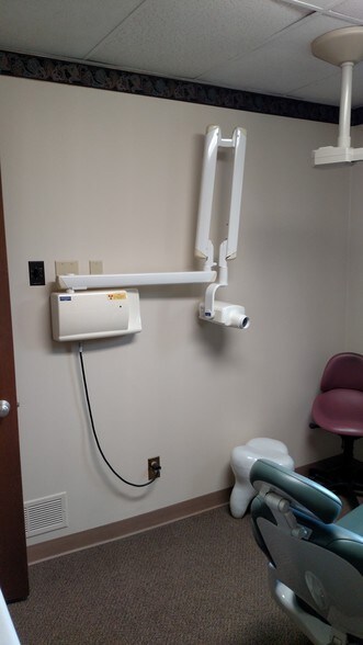 More Photos Of 1170 Old Henderson Rd, Columbus Medical For Lease