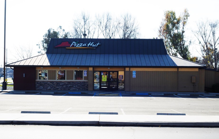 More Photos Of 1029 N Lemoore Ave, Lemoore Fast Food For Lease