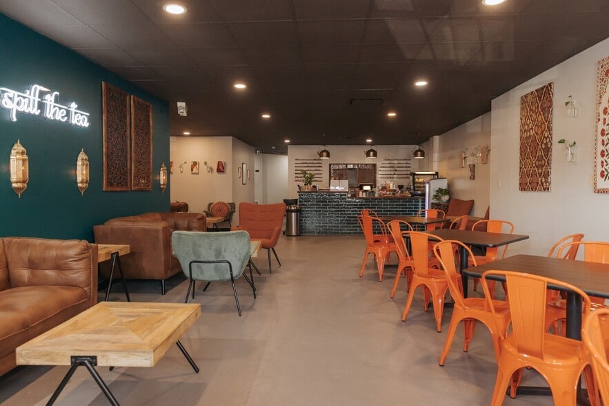 More Photos Of 1028 Shelby St, Indianapolis General Retail For Lease