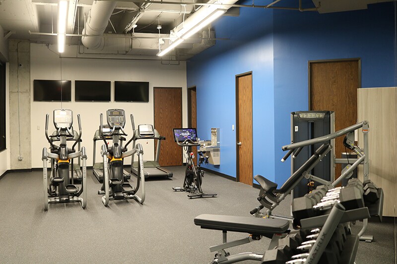 More Photos Of 8200 W Interstate 10, San Antonio Office For Lease