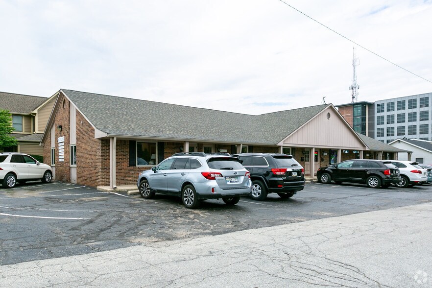 Primary Photo Of 316 S Range Line Rd, Carmel Office For Lease