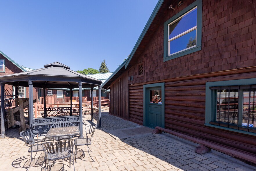 More Photos Of 1258 Highway 141, White Salmon Hospitality For Sale