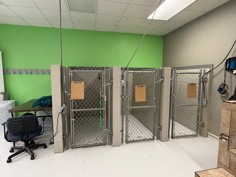 More Photos Of 911 W 1st St, Mcpherson Industrial For Sale