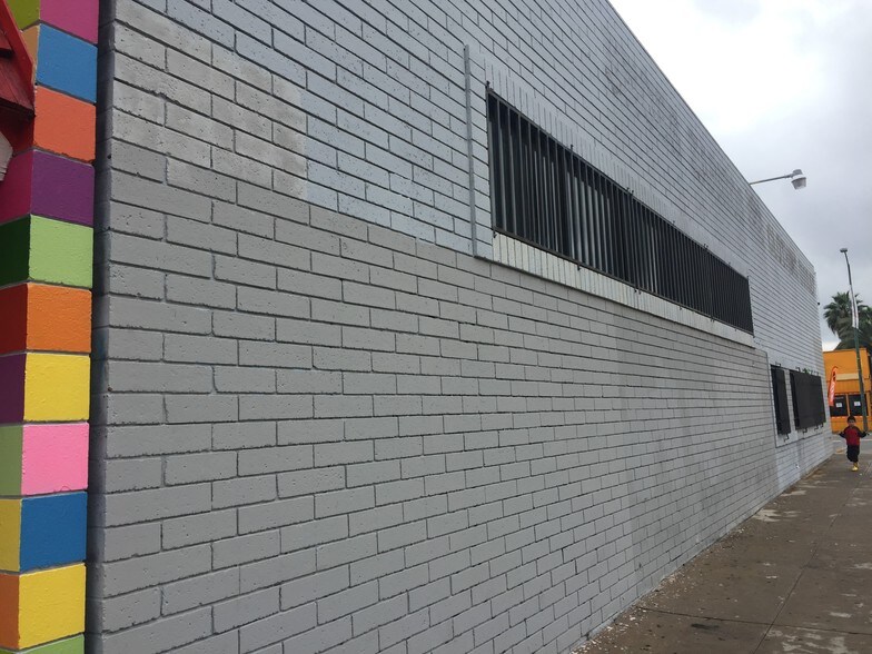 More Photos Of 4604 E University Ave, San Diego Freestanding For Lease