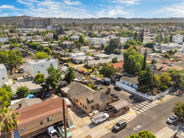 More Photos Of 11234 Hatteras St, North Hollywood Apartments For Sale