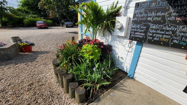 More Photos Of 302 Middle Rd, Blue Point Restaurant For Sale