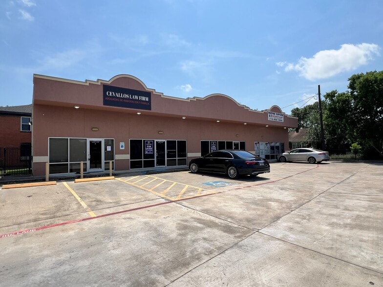 Primary Photo Of 1201 Telephone Rd, Houston Storefront Retail Office For Lease
