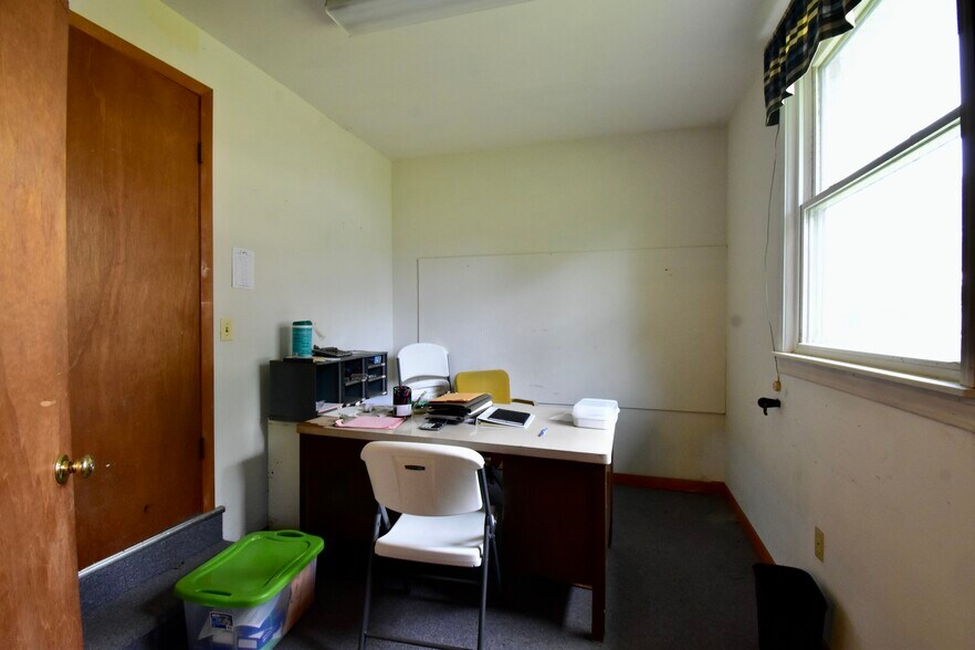 More Photos Of 389 S Miller Rd, Saginaw Religious Facility For Sale