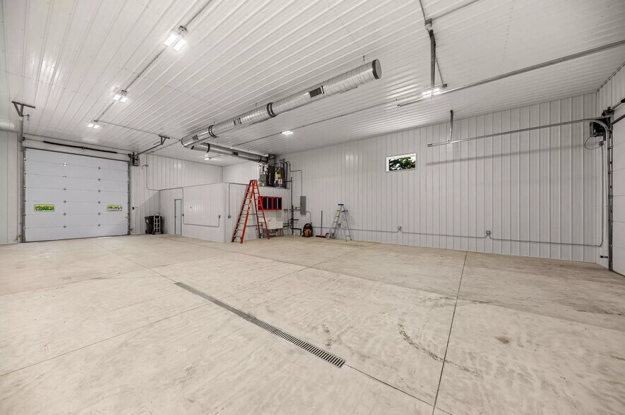More Photos Of 409 N Ohio St, Wanatah Industrial For Sale