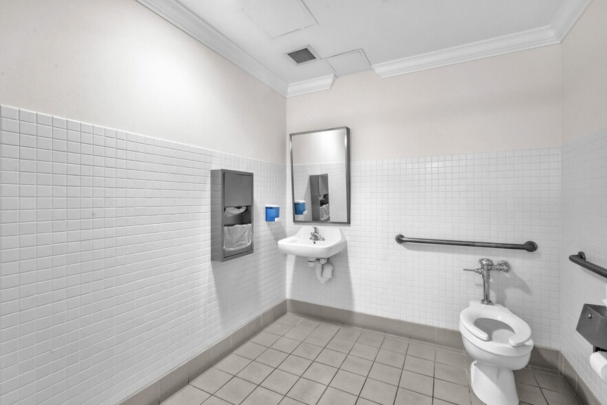 More Photos Of 511 SE 5th Ave, Fort Lauderdale Apartments For Sale