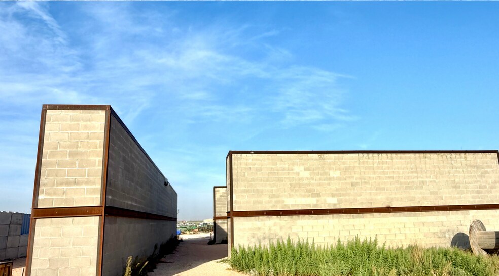 More Photos Of 11000 W County Road 72, Midland Distribution For Lease