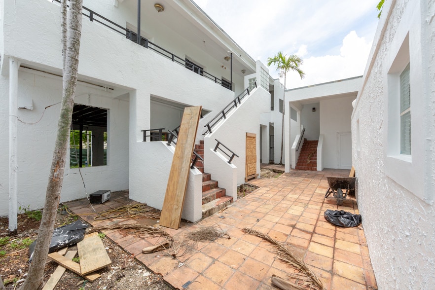 More Photos Of 4900 NE 2nd Ave, Miami Freestanding For Lease