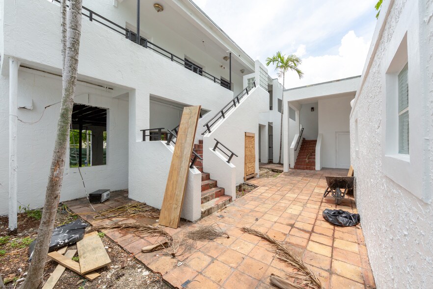 More Photos Of 4900 NE 2nd Ave, Miami Freestanding For Lease