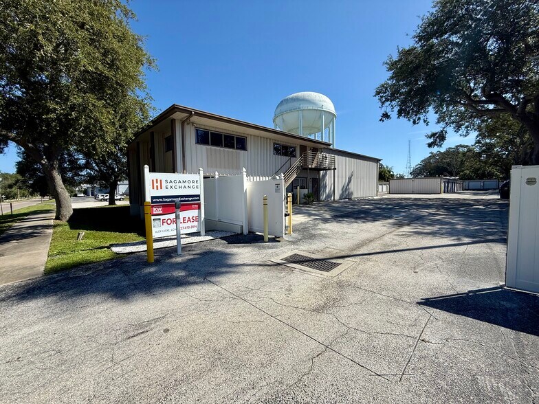 Primary Photo Of 1453 S Martin Luther King Jr Ave, Clearwater Warehouse For Sale