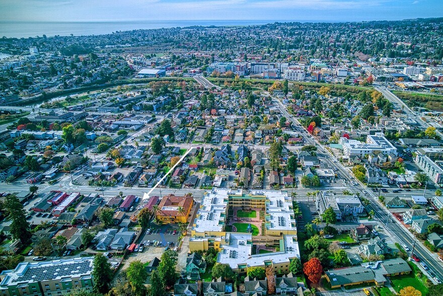 More Photos Of 328 Ocean St, Santa Cruz Apartments For Sale