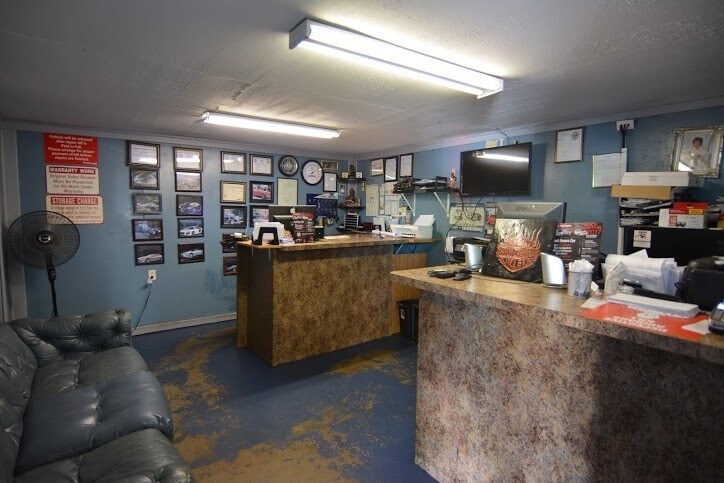 More Photos Of 8921 Daffodil Ave, Houston Auto Repair For Lease