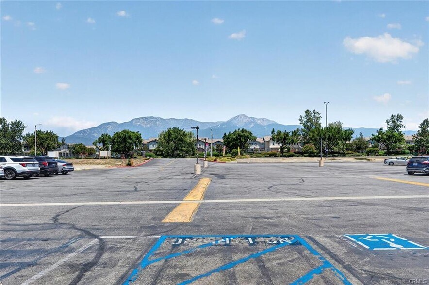 More Photos Of 9451 Foothill Blvd, Rancho Cucamonga Storefront For Sale