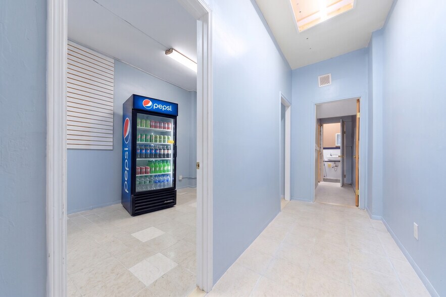 More Photos Of 891 Clarkson Ave, Brooklyn Flex For Lease