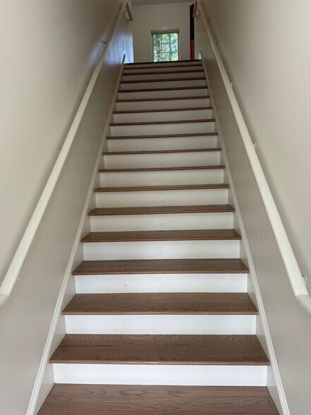 More Photos Of 440 S Peachtree St, Norcross Loft Creative Space For Lease