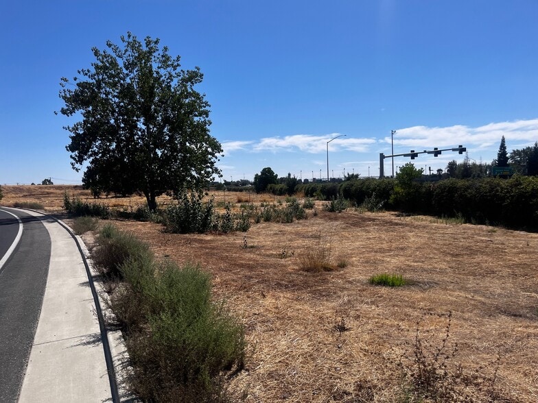 More Photos Of E Stockton Blvd, Elk Grove Land For Sale