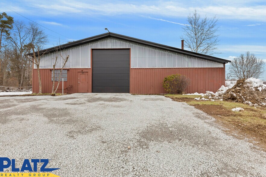 More Photos Of 50 Drummond Ave, Hubbard Warehouse For Lease