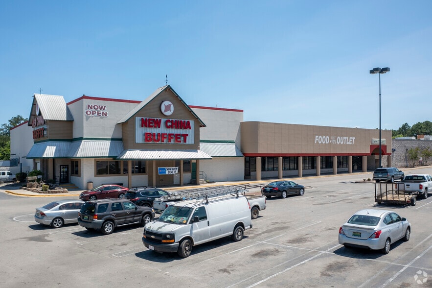 More Photos Of 7001 Crestwood Blvd, Birmingham Unknown For Lease