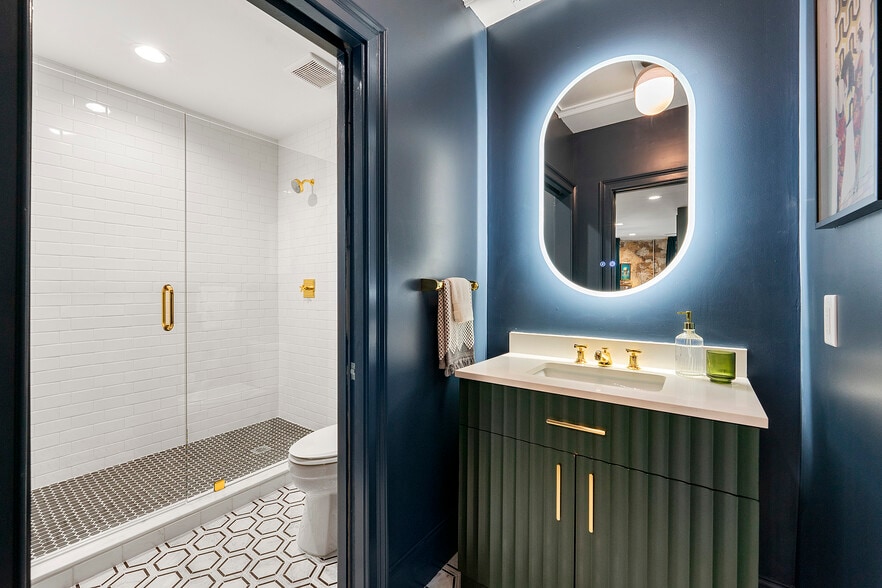 More Photos Of 929 Main St, Stone Mountain Restaurant For Sale