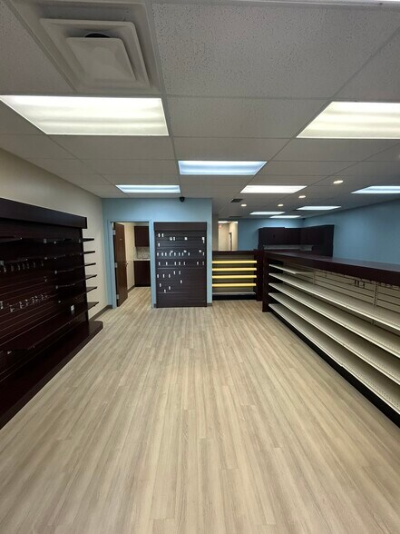 More Photos Of 96 Integrity Dr, Hebron Medical For Lease